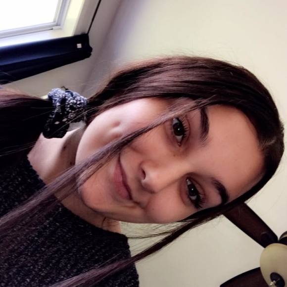 Meet your Posher, Lily - Picture 1 of 1